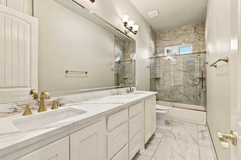 5200 Waterview Drive, Arlington TX 76016 - Photo 13