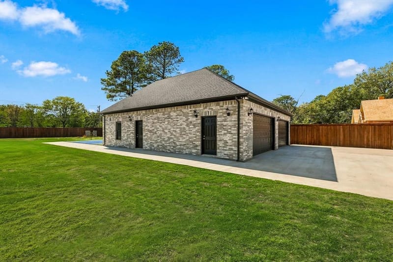 5200 Waterview Drive, Arlington TX 76016 - Photo 17