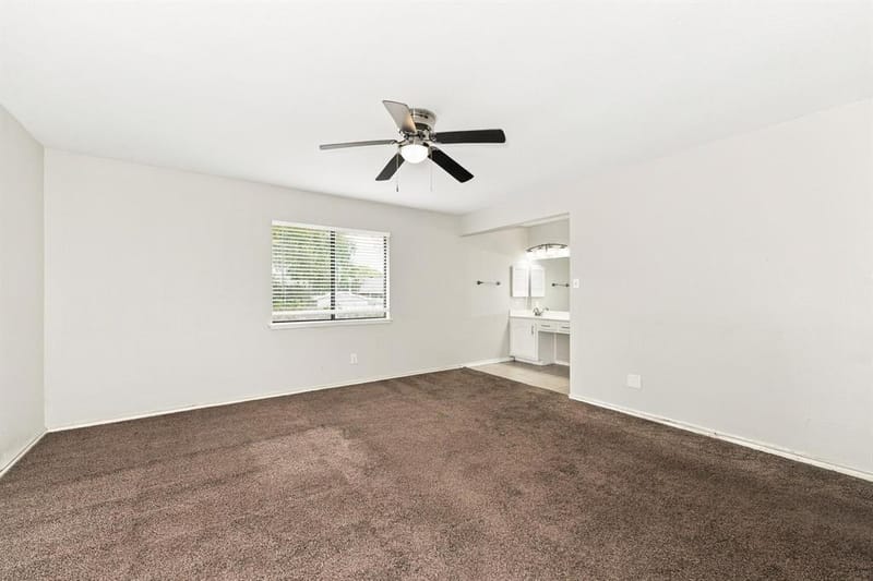 3207 Wintersmith Drive, Arlington TX 76014 - Photo 11