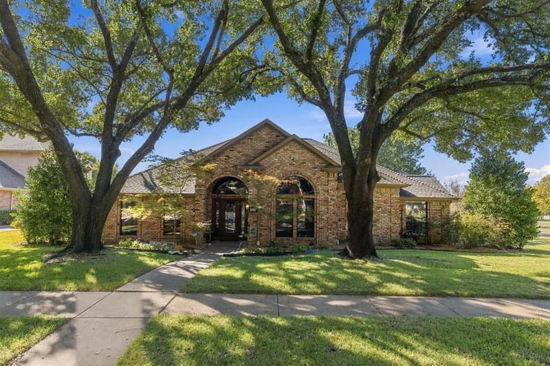 824 Parkhaven Drive, Mesquite TX 75149