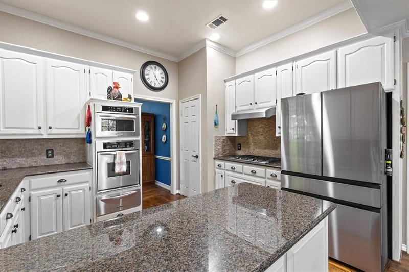 824 Parkhaven Drive, Mesquite TX 75149 - Photo 8