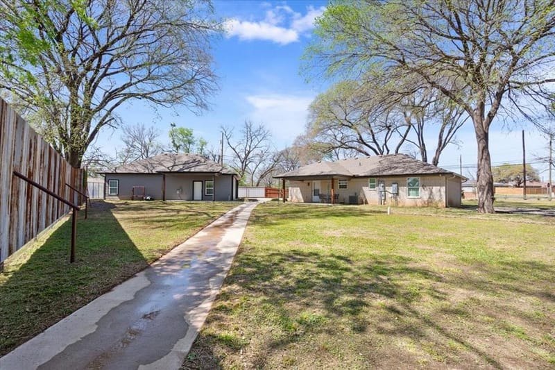 1201 Forrest Street, Waco TX 76704 - Photo 22