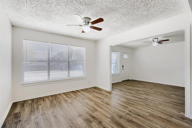 2609 Harvard Street N, Irving TX 75062 - Photo 7