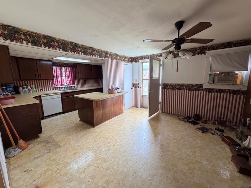 105 E 3rd Street, Prosper TX 75078 - Photo 19