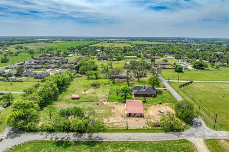 501 N Van Zandt Street, Tioga TX 76271 - Photo 35
