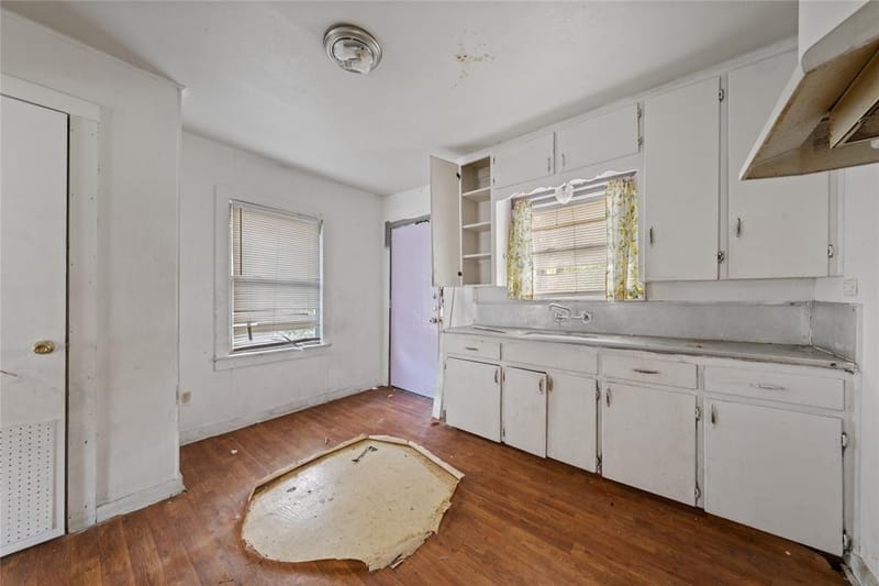 2209 Cleveland Avenue, Waco TX 76706 - Photo 9