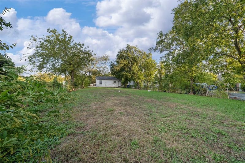 2209 Cleveland Avenue, Waco TX 76706 - Photo 24