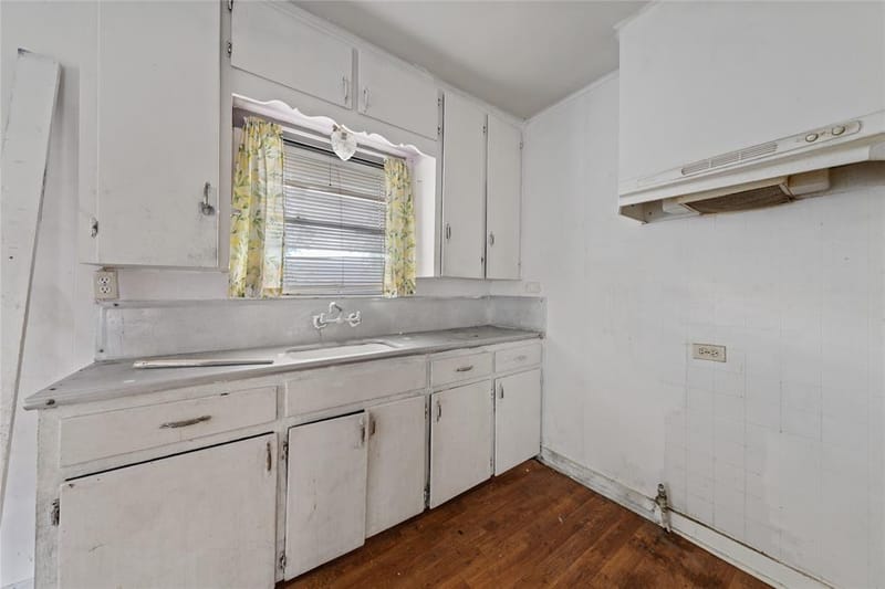 2209 Cleveland Avenue, Waco TX 76706 - Photo 11