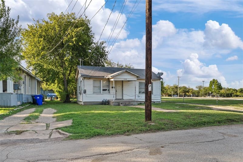2209 Cleveland Avenue, Waco TX 76706 - Photo 31