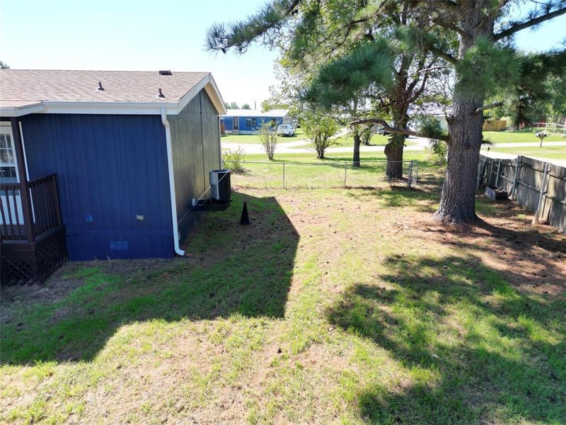 2633 County Road 429, Cleburne TX 76031 - Photo 24