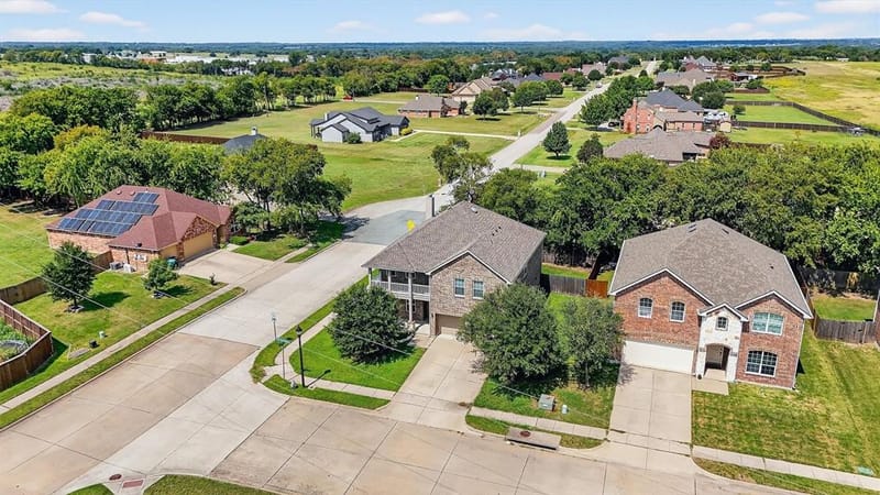 4515 Hummingbird Drive, Sherman TX 75092 - Photo 5
