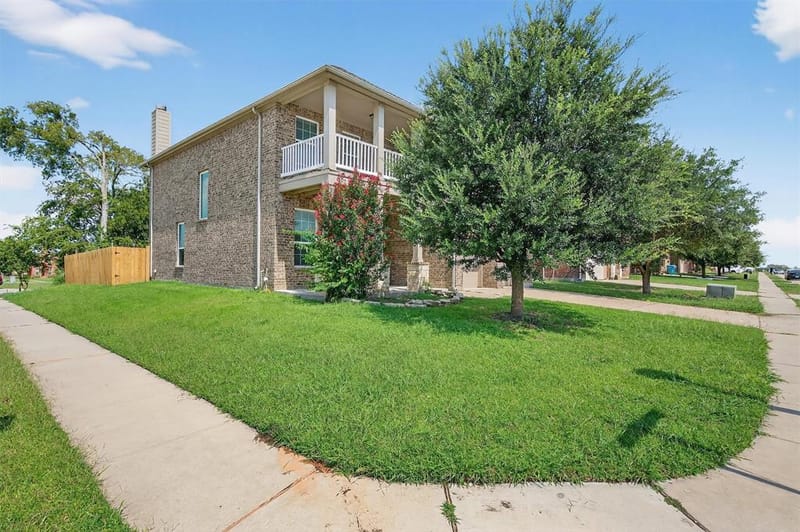 4515 Hummingbird Drive, Sherman TX 75092 - Photo 8