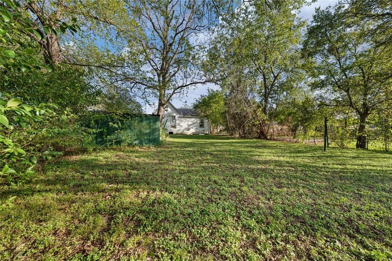 2225 Ross Avenue, Waco TX 76706 - Photo 33