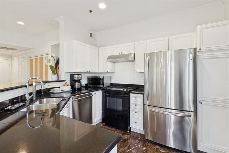 3400 Welborn Street # 423, Dallas TX 75219 - Photo 13