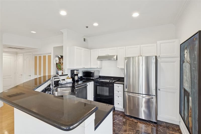 3400 Welborn Street # 423, Dallas TX 75219 - Photo 11