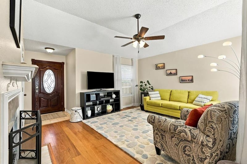 2524 Brooke Trail, Carrollton TX 75006 - Photo 3