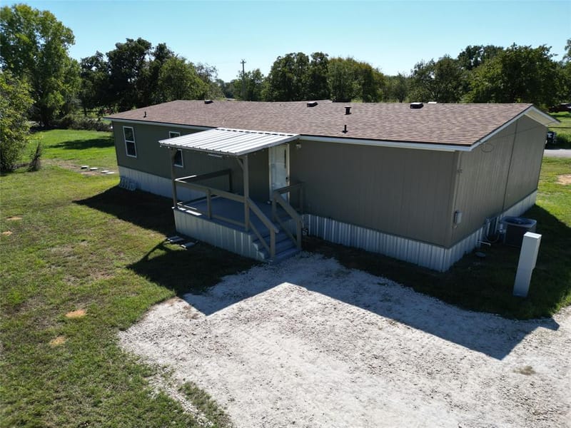 2637 County Road 429, Cleburne TX 76031 - Photo 17