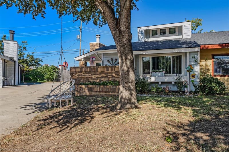 501 Hunters Glen Street, Lewisville TX 75067 - Photo 2