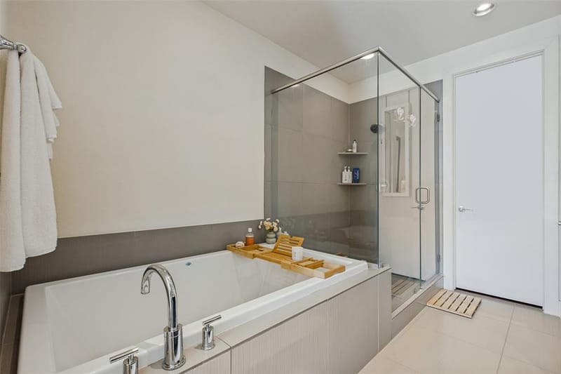 4211 Rawlins Street # 642, Dallas TX 75219 - Photo 8