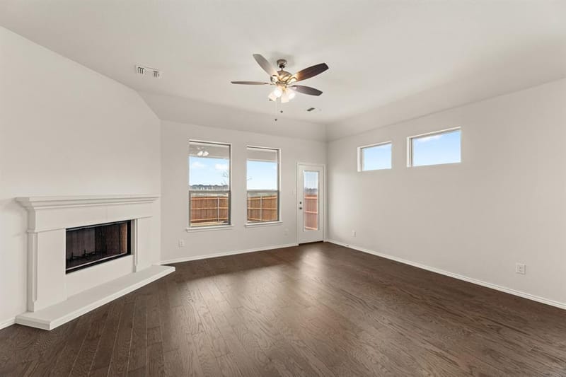 2812 Hay Lane, Midlothian TX 76065 - Photo 2