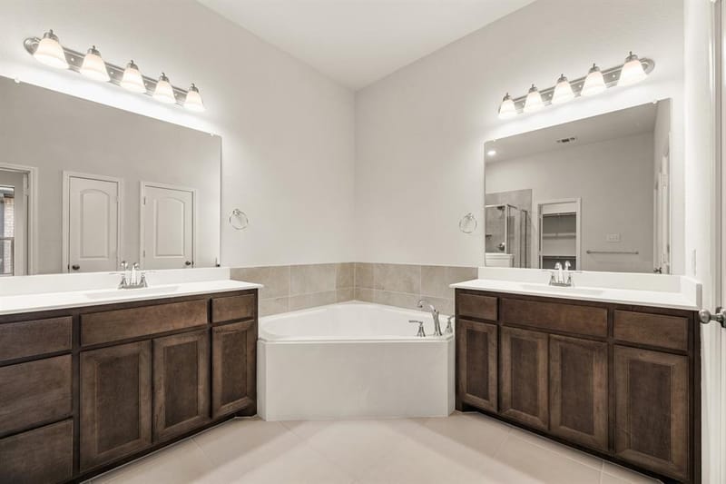 2812 Hay Lane, Midlothian TX 76065 - Photo 6