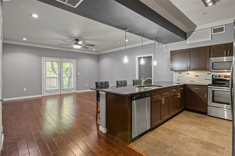 3102 Kings Road # 3104, Dallas TX 75219 - Photo 2