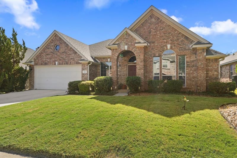 241 Hilltop Drive, Justin TX 76247 - Photo 3