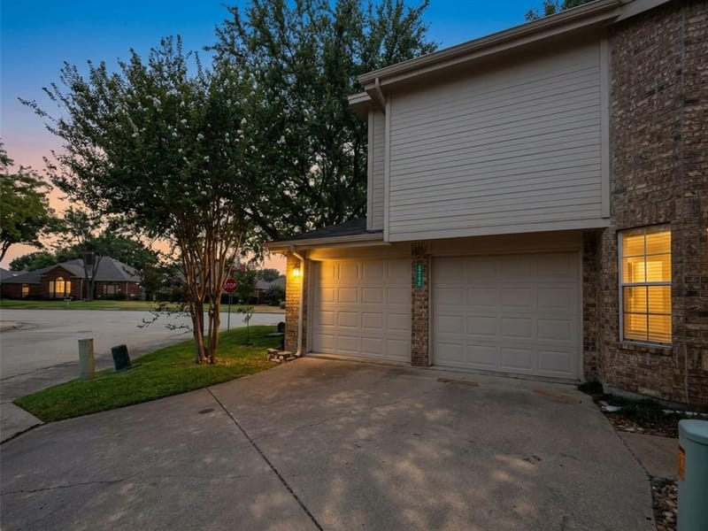 9436 Penny Lane, Irving TX 75063 - Photo 29