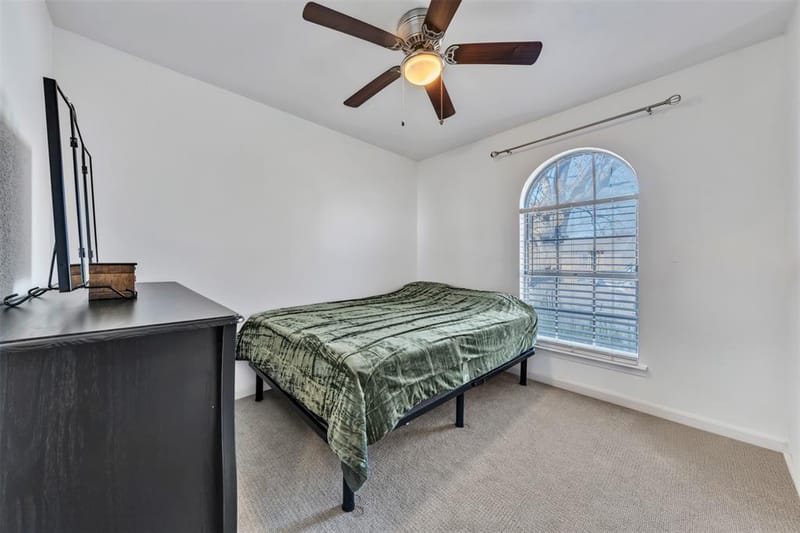 529 NW Ann Lois Lane, Burleson TX 76028 - Photo 9