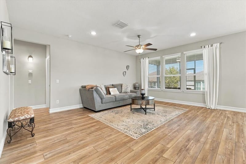 965 Memorial Drive, Little Elm TX 76227 - Photo 9