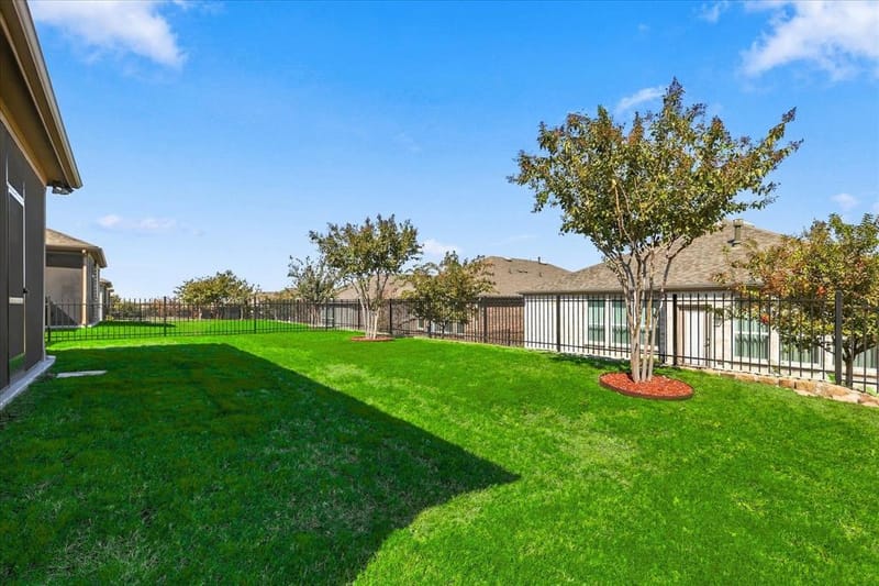 965 Memorial Drive, Little Elm TX 76227 - Photo 30