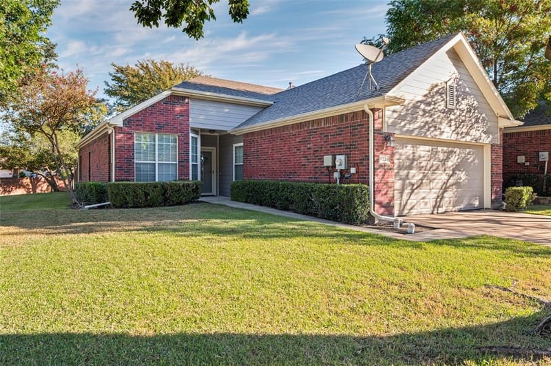 7225 Rembrandt Drive, Plano TX 75093 - Photo 3