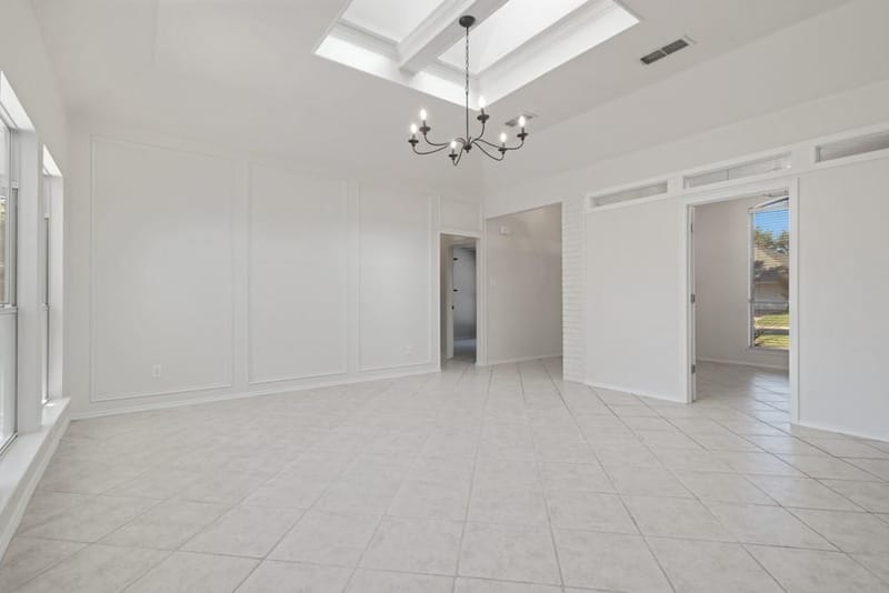 6205 Brookstone Drive, Arlington TX 76001 - Photo 6