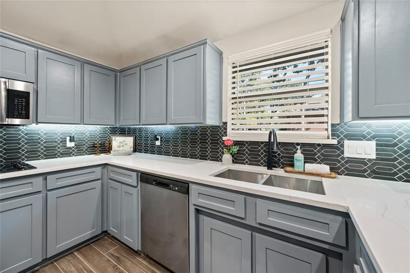 2137 Steeplewood Drive, Grapevine TX 76051 - Photo 10