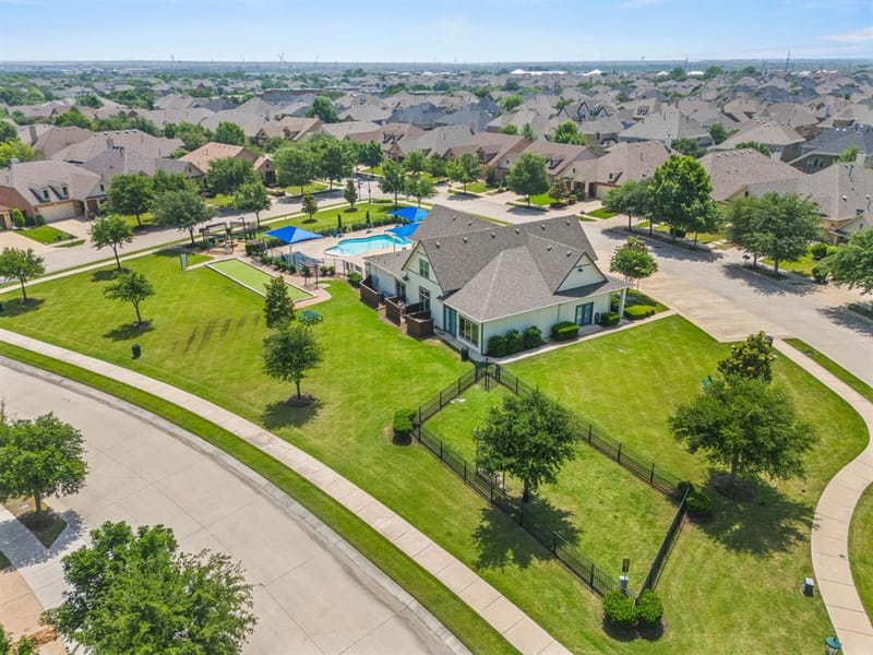 724 Louisville Road, Aubrey TX 76227 - Photo 34