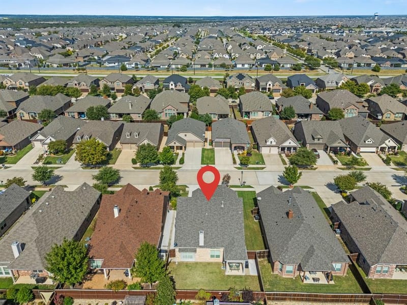 724 Louisville Road, Aubrey TX 76227 - Photo 31