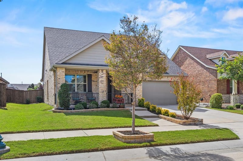 724 Louisville Road, Aubrey TX 76227 - Photo 29
