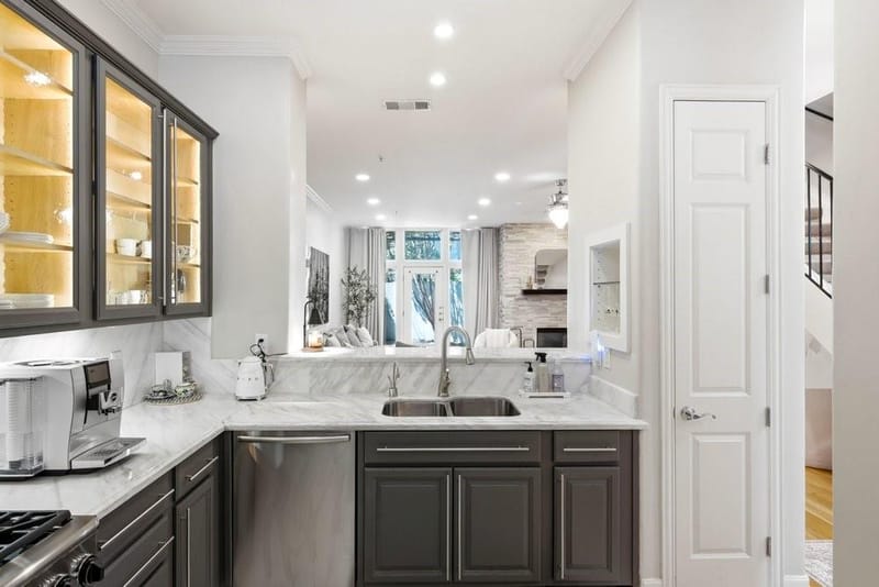 3707 Gilbert Avenue # 17, Dallas TX 75219 - Photo 12