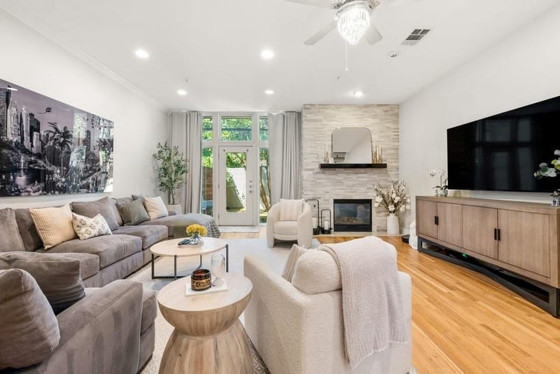 3707 Gilbert Avenue # 17, Dallas TX 75219