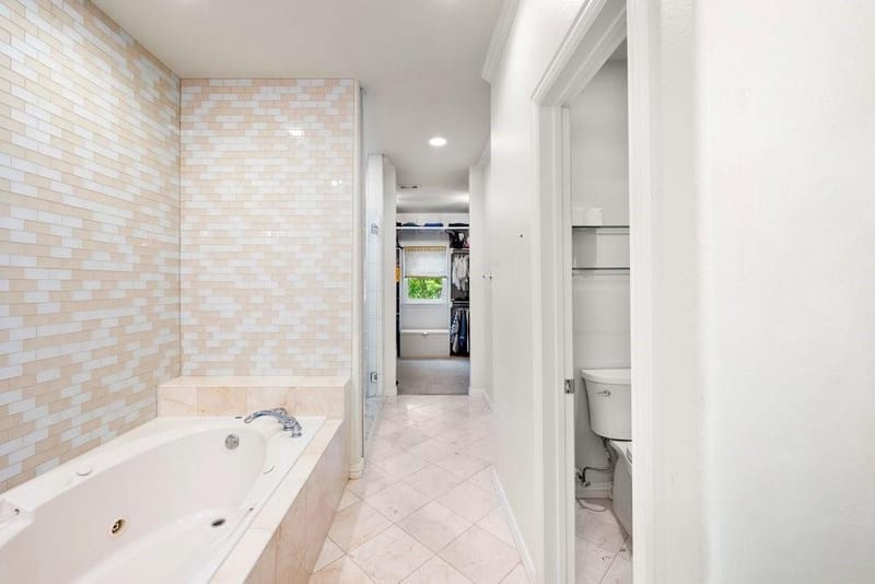 3707 Gilbert Avenue # 17, Dallas TX 75219 - Photo 29