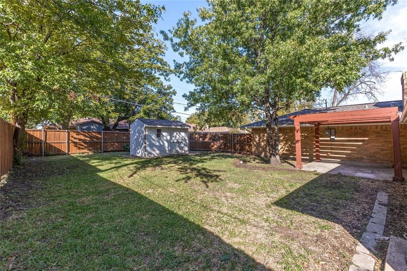 4012 Shady Hollow Lane, Dallas TX 75233 - Photo 35