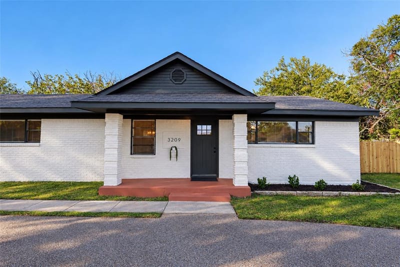 3209 Lakeshore Drive, Weatherford TX 76087 - Photo 7