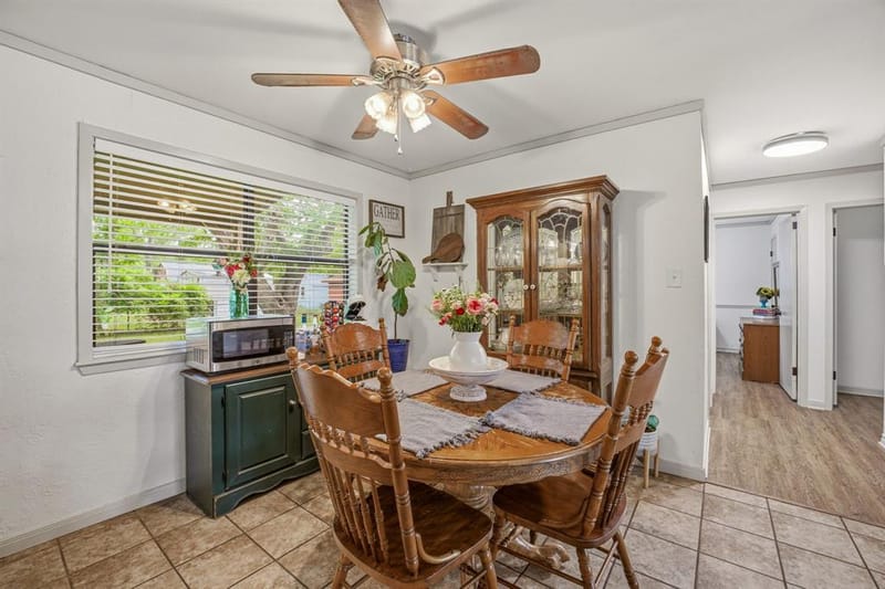 200 E Plum Avenue, De Leon TX 76444 - Photo 6