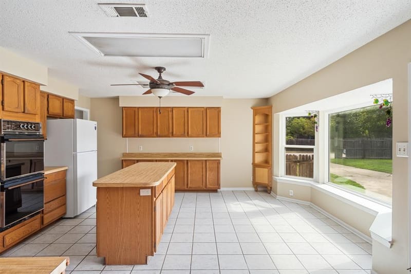2729 Tanglewood Drive, Commerce TX 75428 - Photo 6