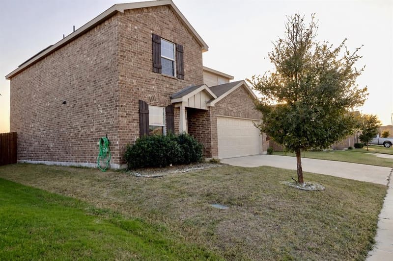 949 Shire Avenue, Haslet TX 76052 - Photo 2