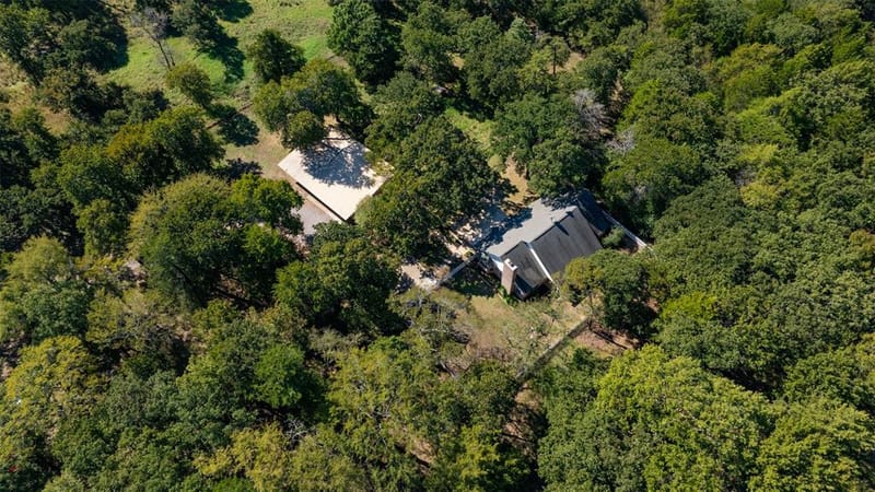864 County Road 2114, Gainesville TX 76240 - Photo 37