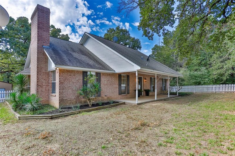 864 County Road 2114, Gainesville TX 76240 - Photo 4