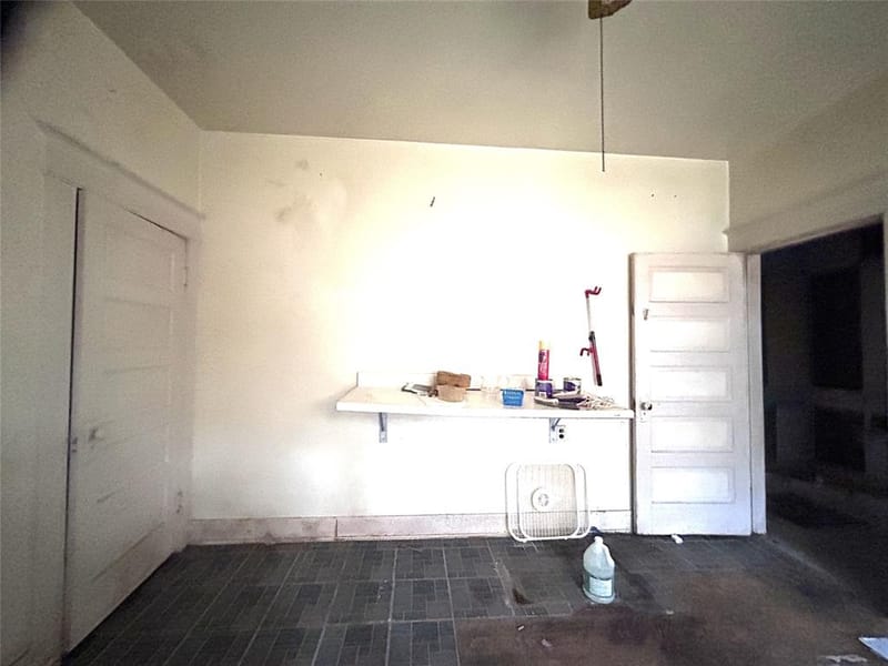 309 W Page Avenue, Dallas TX 75208 - Photo 22