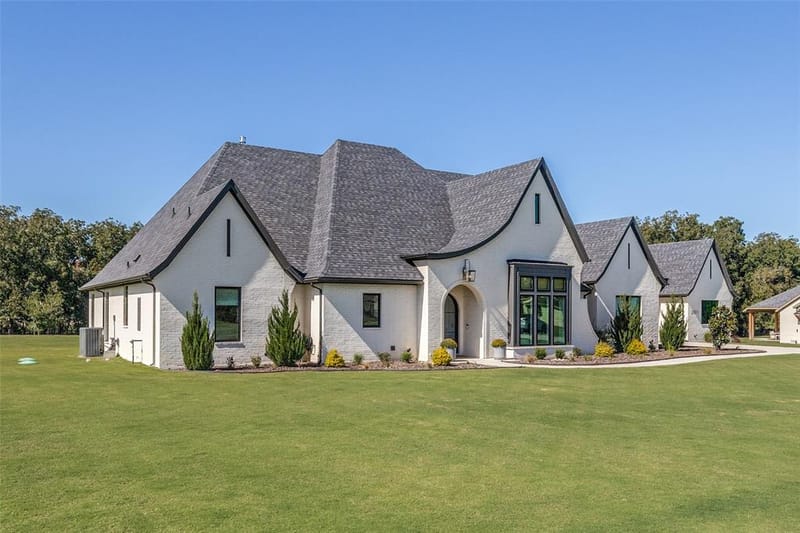 2005 Meadow Bend Court, Aledo TX 76008 - Photo 3