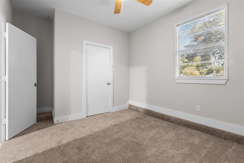 2523 N Prairie Creek Road, Dallas TX 75227 - Photo 17